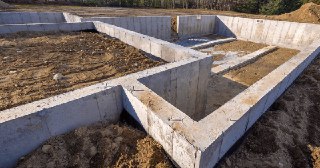 Ленточный фундамент Копейск цена от 2643 руб.